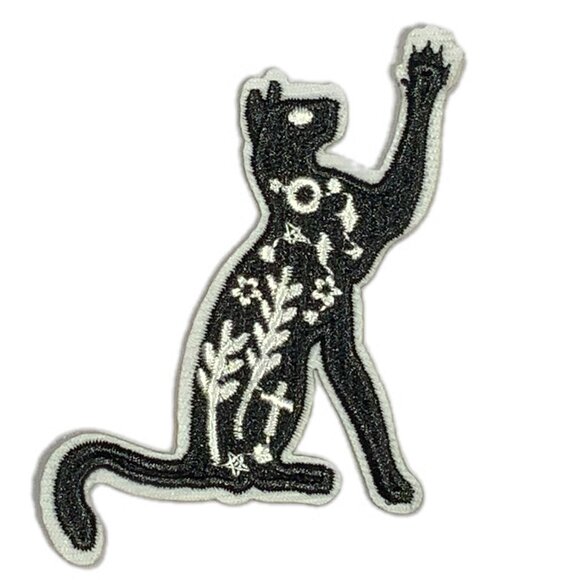 Accessories - Mystical Cat Embroidered Iron On Patch Symbolic